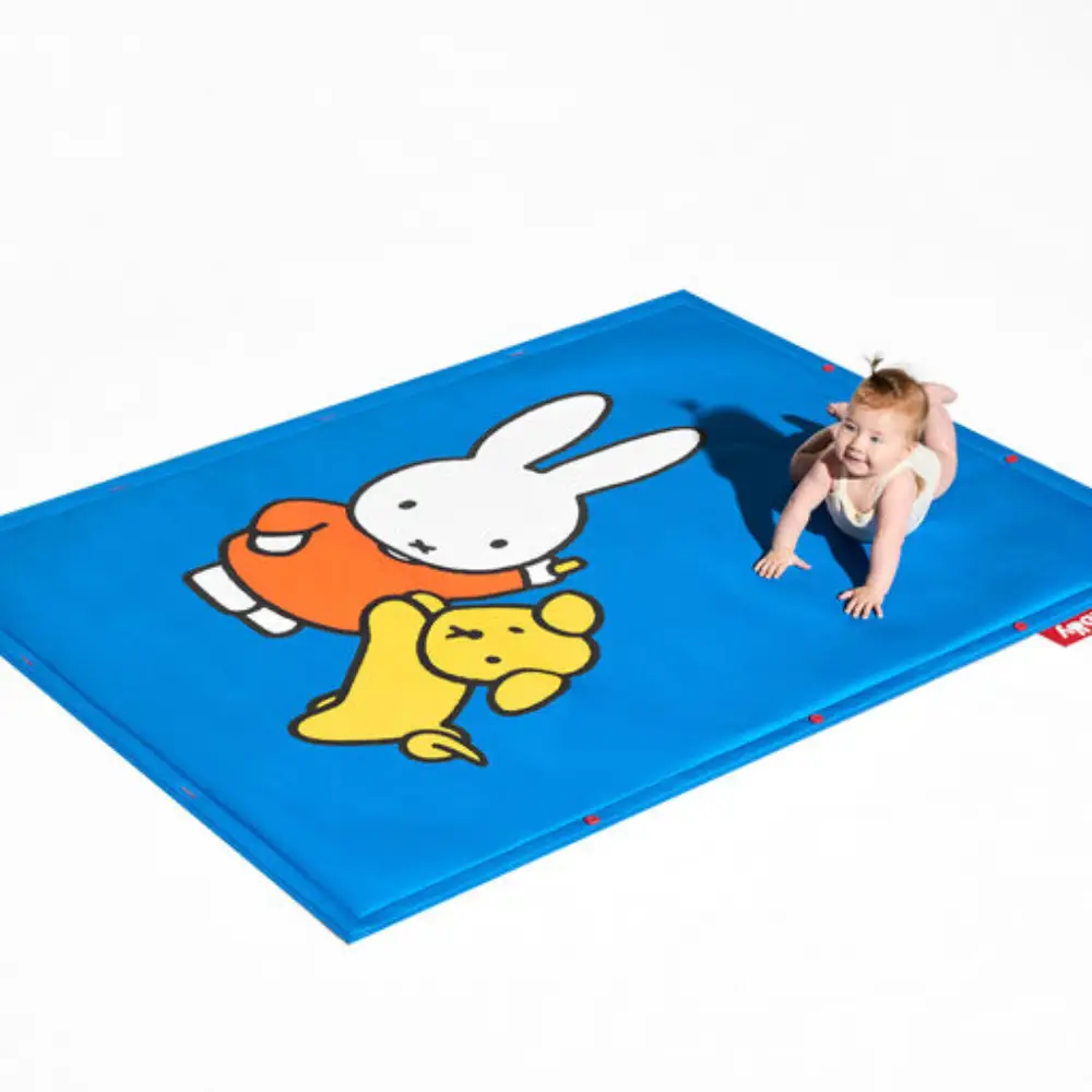 flying carpet x Miffy lekmatta 180x140 cm blue