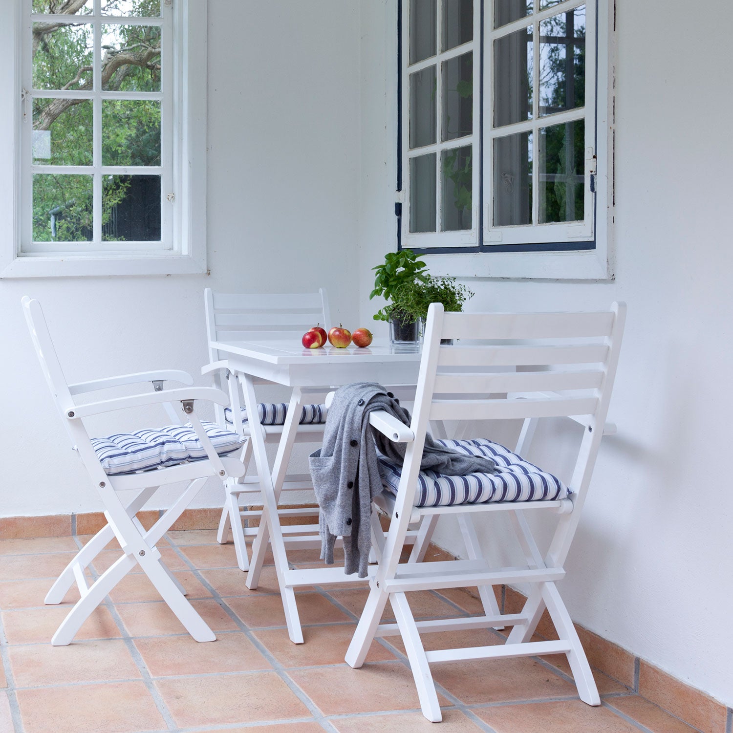 York cafébord 70x70 cm vit 