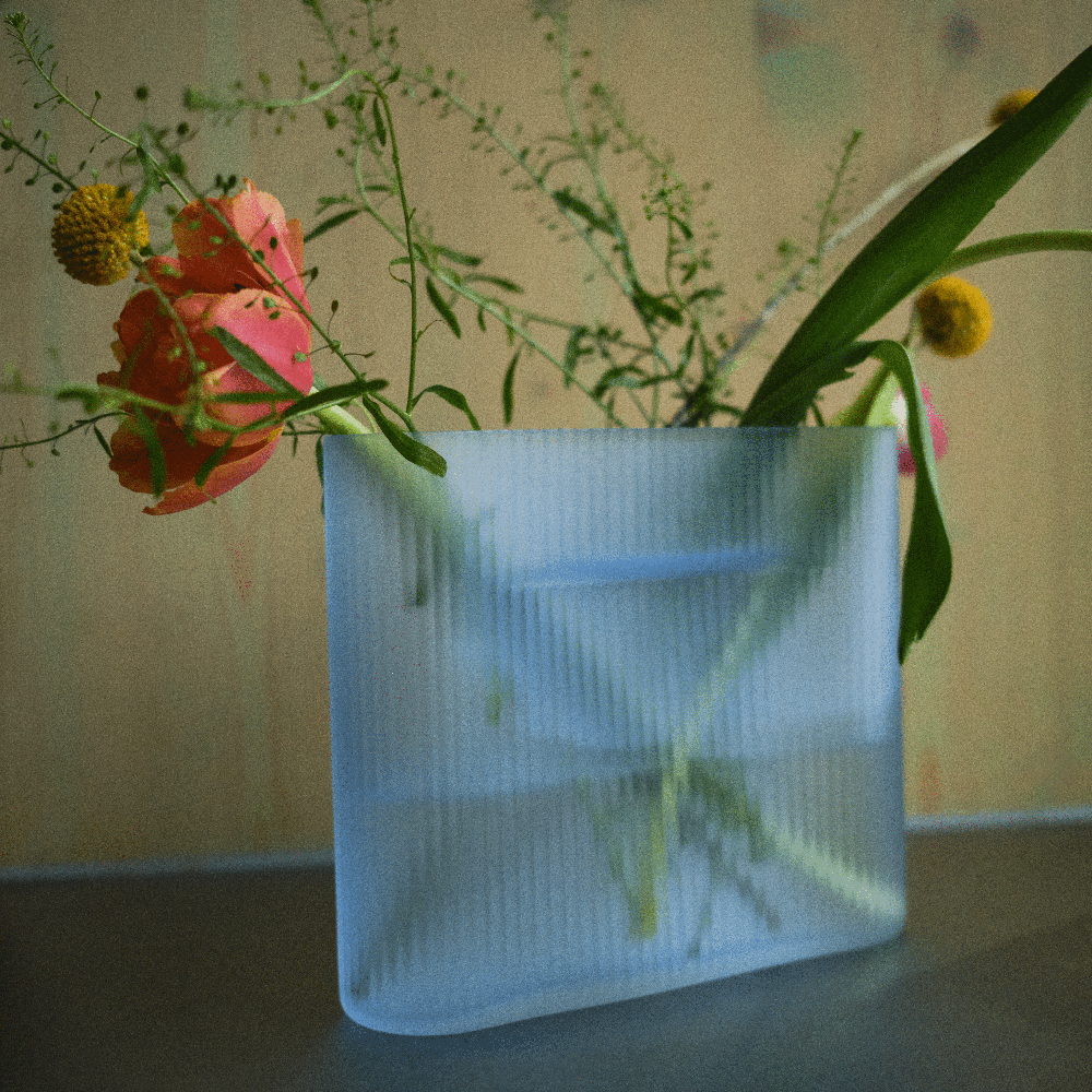 Ridge Vas H: 16,5 cm Light Blue Frosted