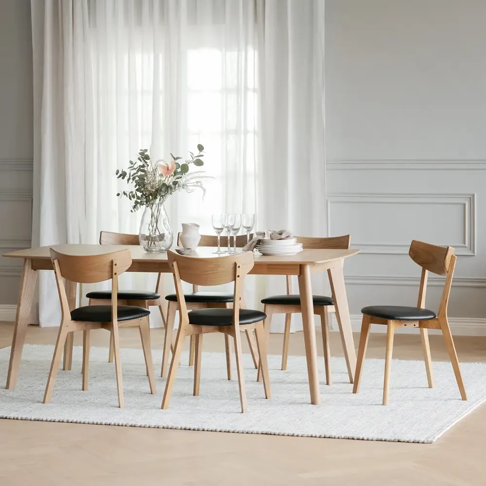 Ami matstol ek/svart konstläder