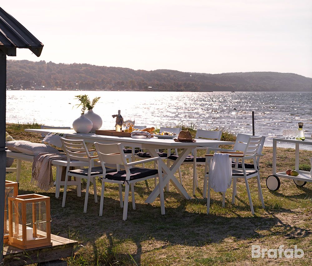 Hillmond bord 100x240-310  cm svart 