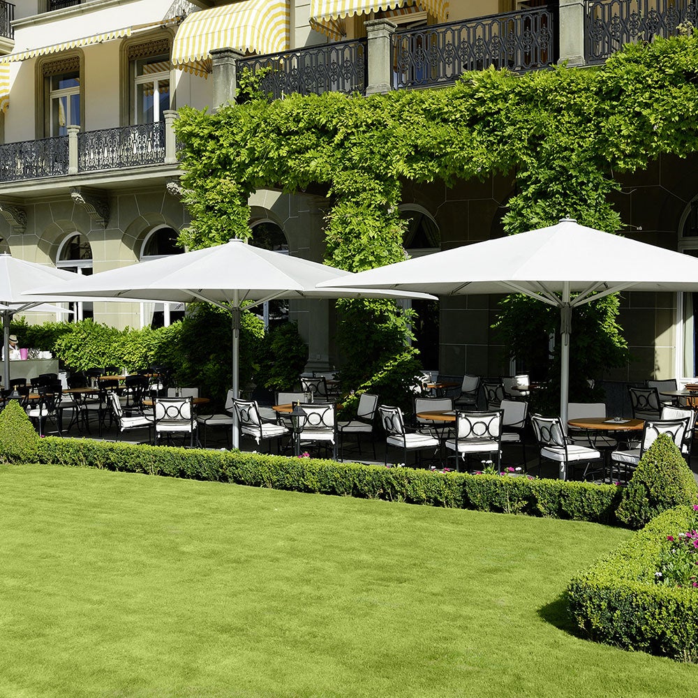 Sombrano S+ frihängande parasoll 350x350 cm kat.5 antracite alu / 669 carbone 