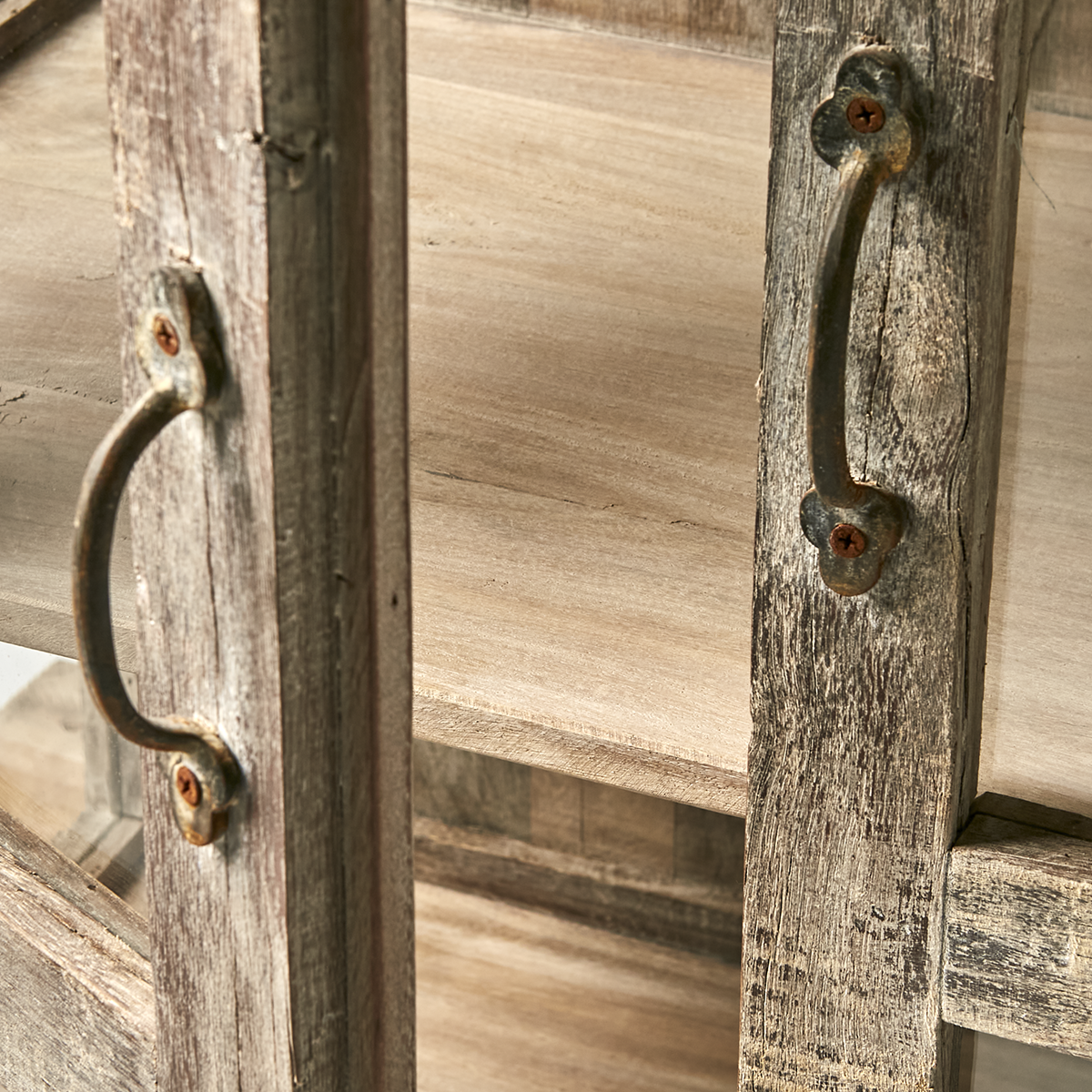 RIKO vintrinskåp H119 cm