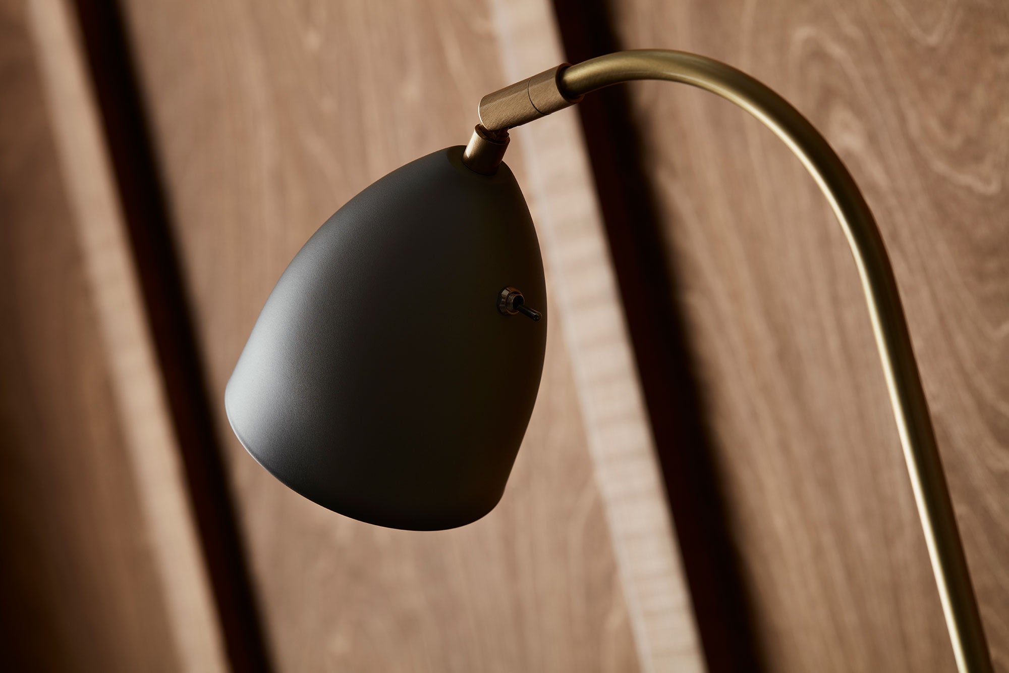 Deluxe Golvlampa Svart/Mässing Mr16 Inkl Ljuskälla