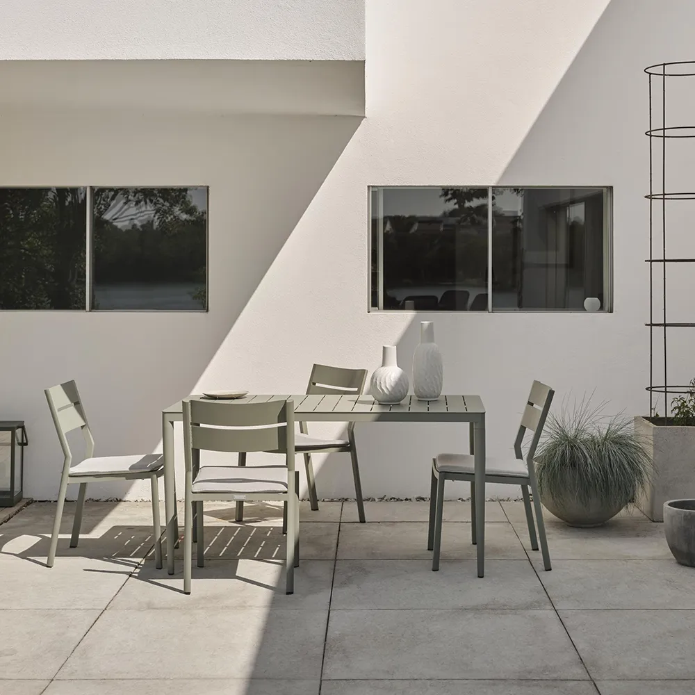 Bigby Matbord 144x76 cm dusty green