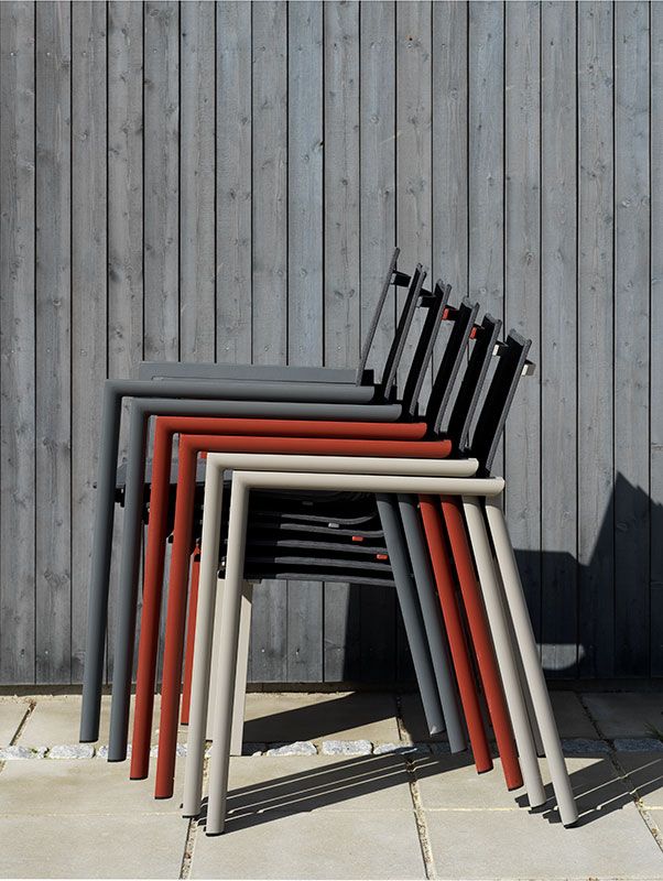 Delia stapelstol antracit/textilene 