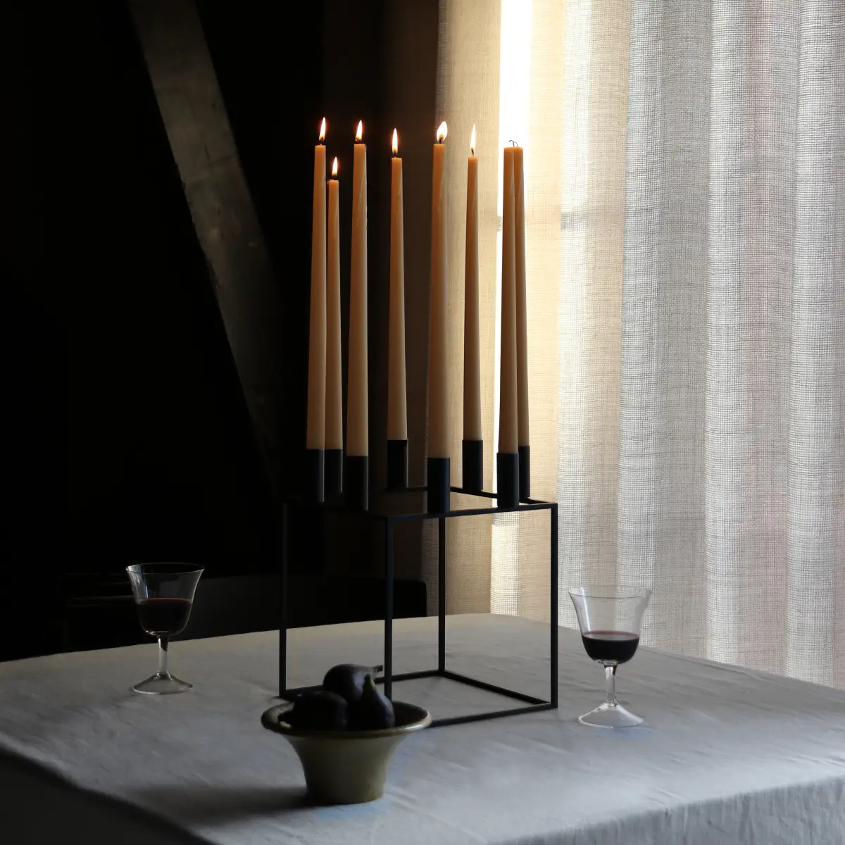 Kubus Ljusstake Kubus 8 - Svart