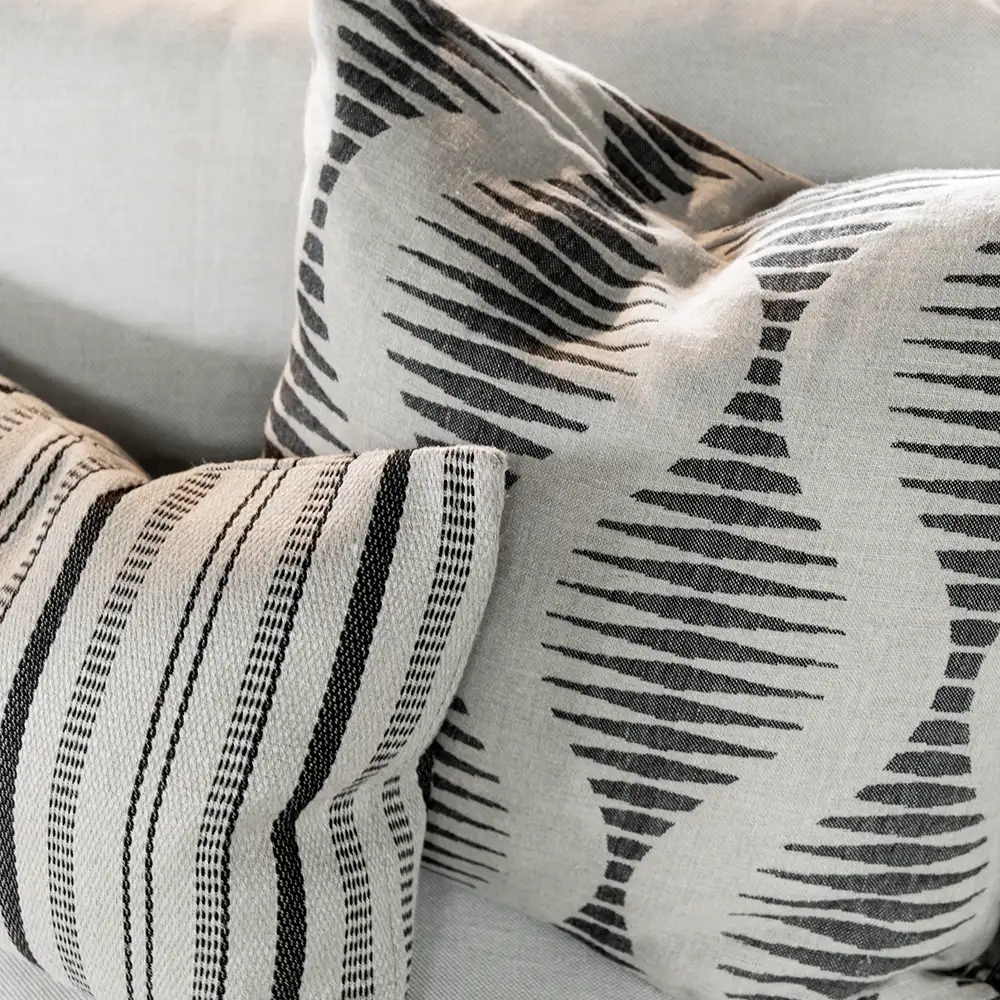 Danilo kuddfodral linen/black 60x60 cm