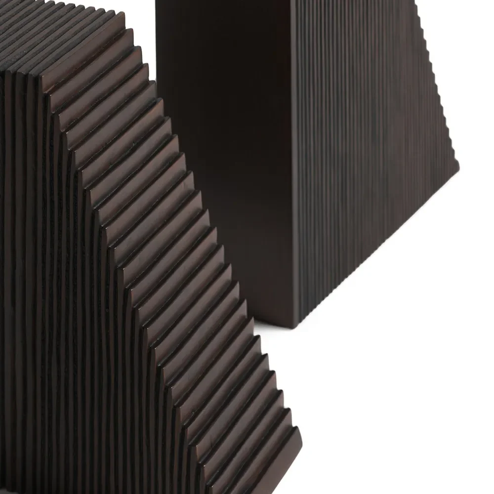 Grooves bokstöd lackad mörkbrun mahogny-set om 2