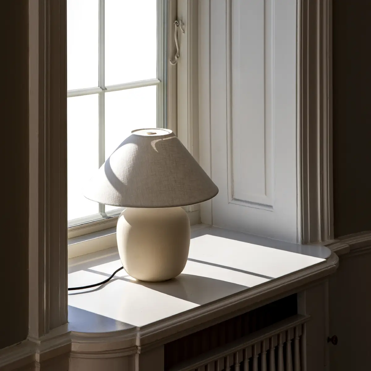 Torso Bordslampa, Sand- H37 cm