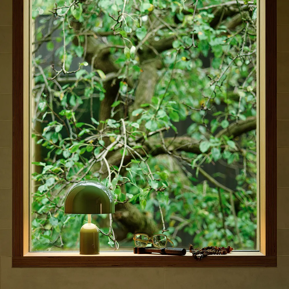 Bell Portabel lampa Moss LED