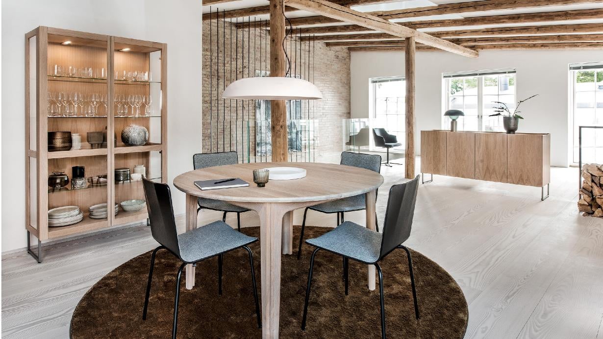 Sm801 matstol Svart och tyg i kategori 1