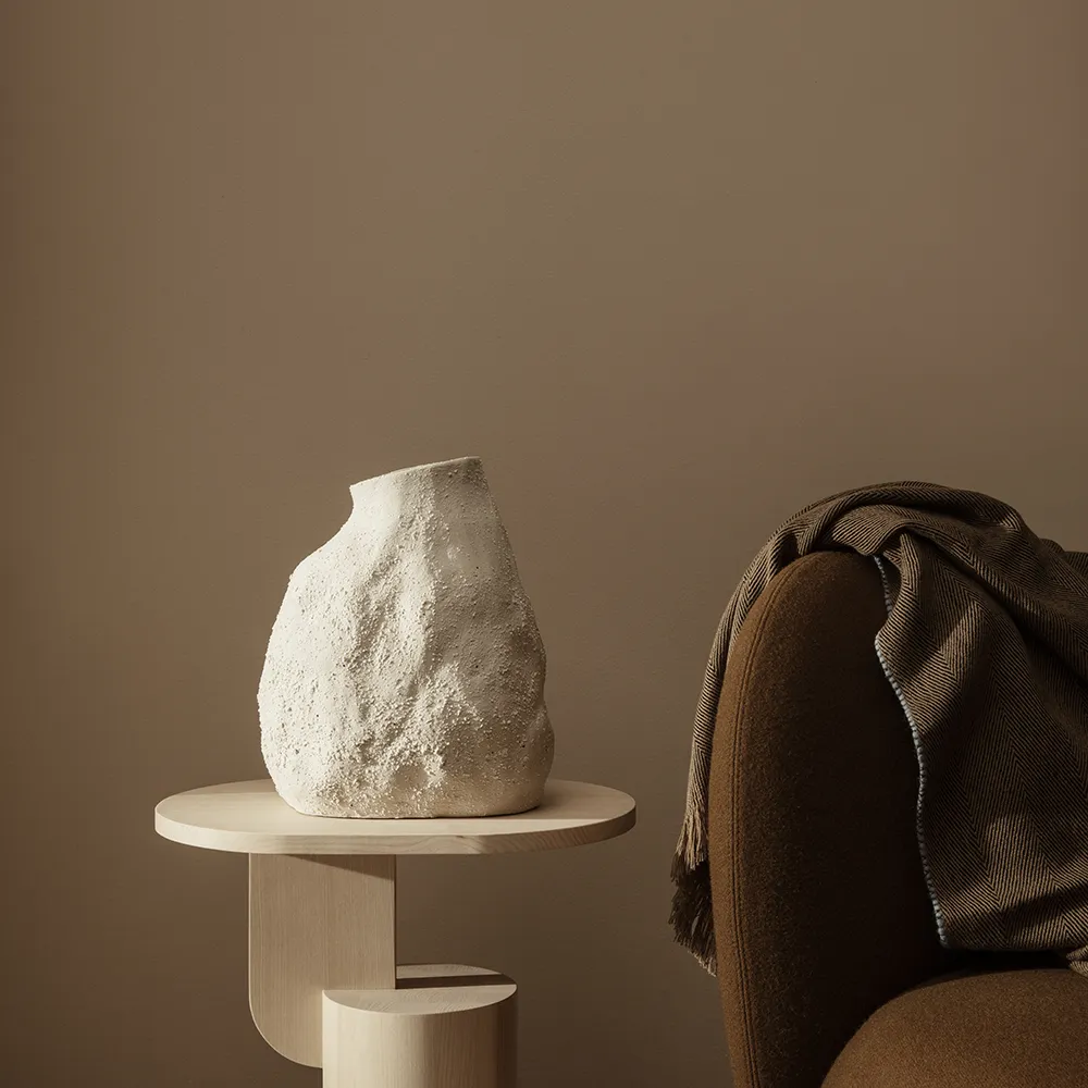 Vulca Vase - Large - Off-white Stone
