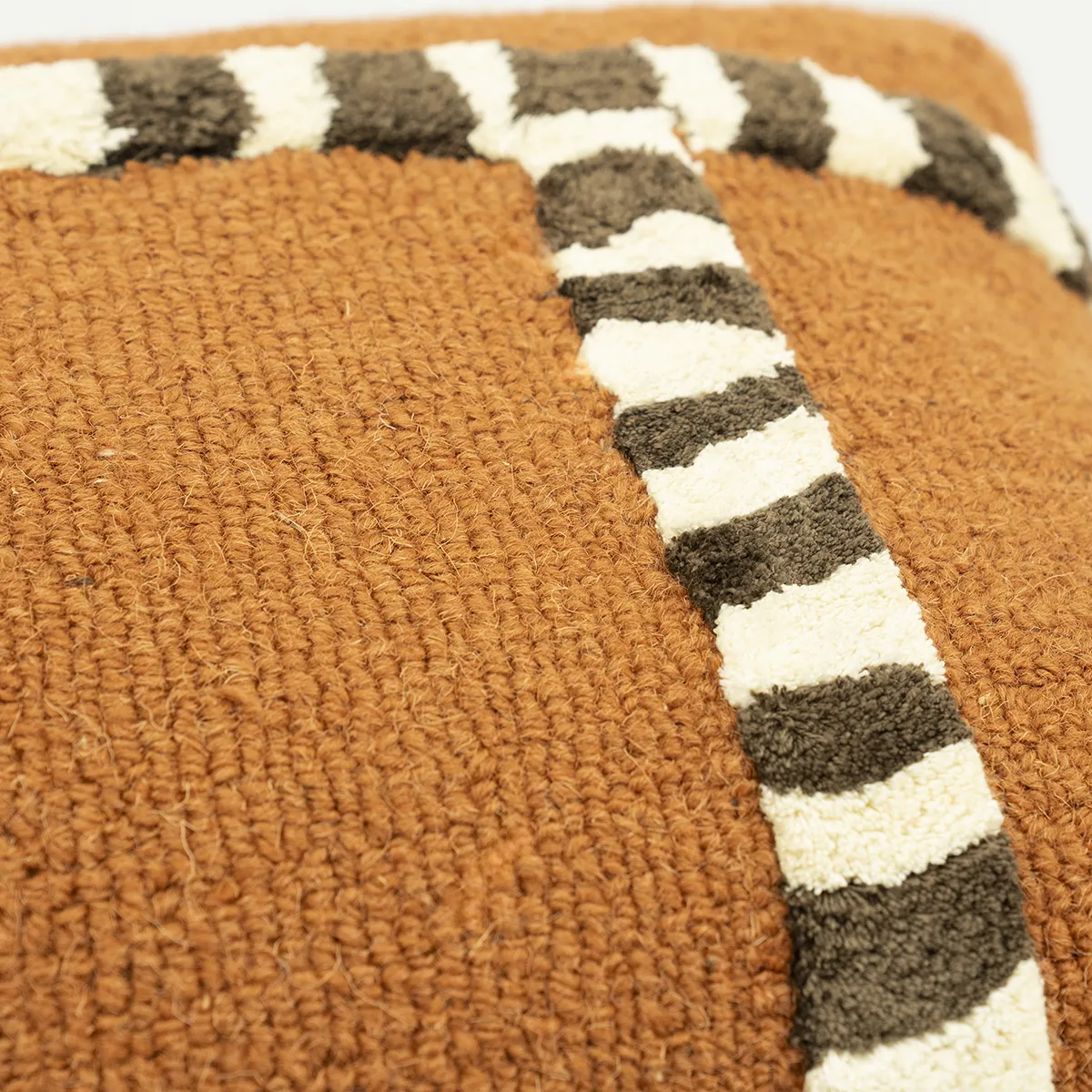 Prydnadskudde StripeScape 40x60 cm Caramel