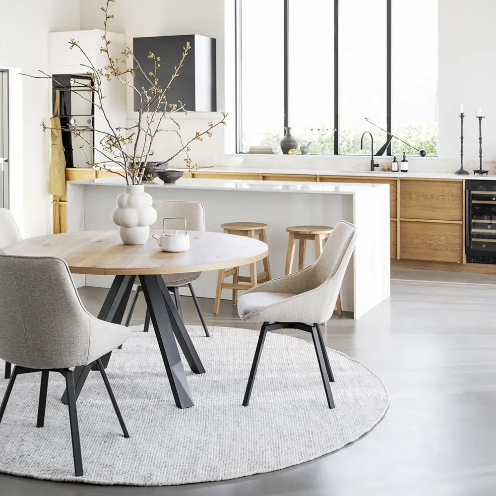 Maddock matbord Ø135 cm ek