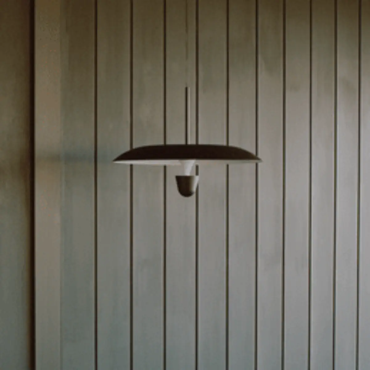Kantarell Pendellampa Ø55 Svart