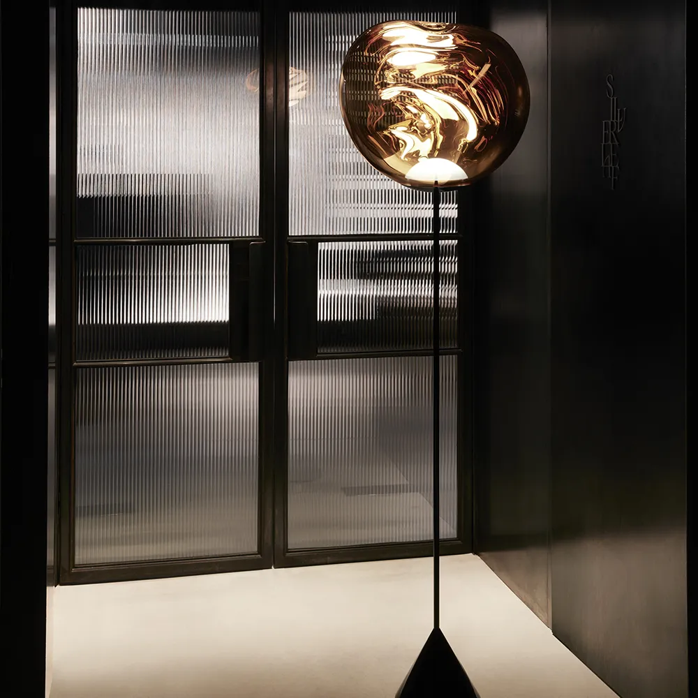 Melt Cone Slim Golvlampa Gold LED