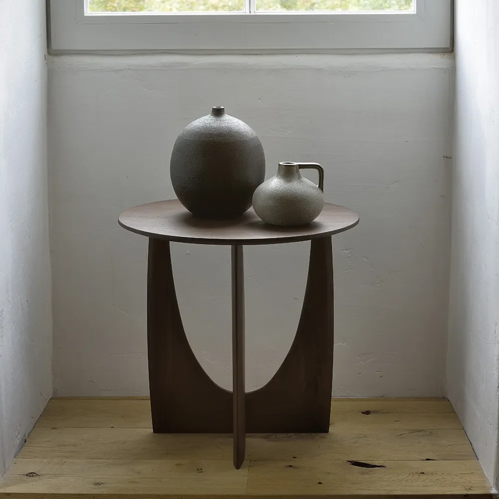 Geometric Sidobord Teak brun