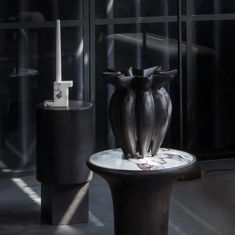 Trumpet Soffbord lågt - Calacatta