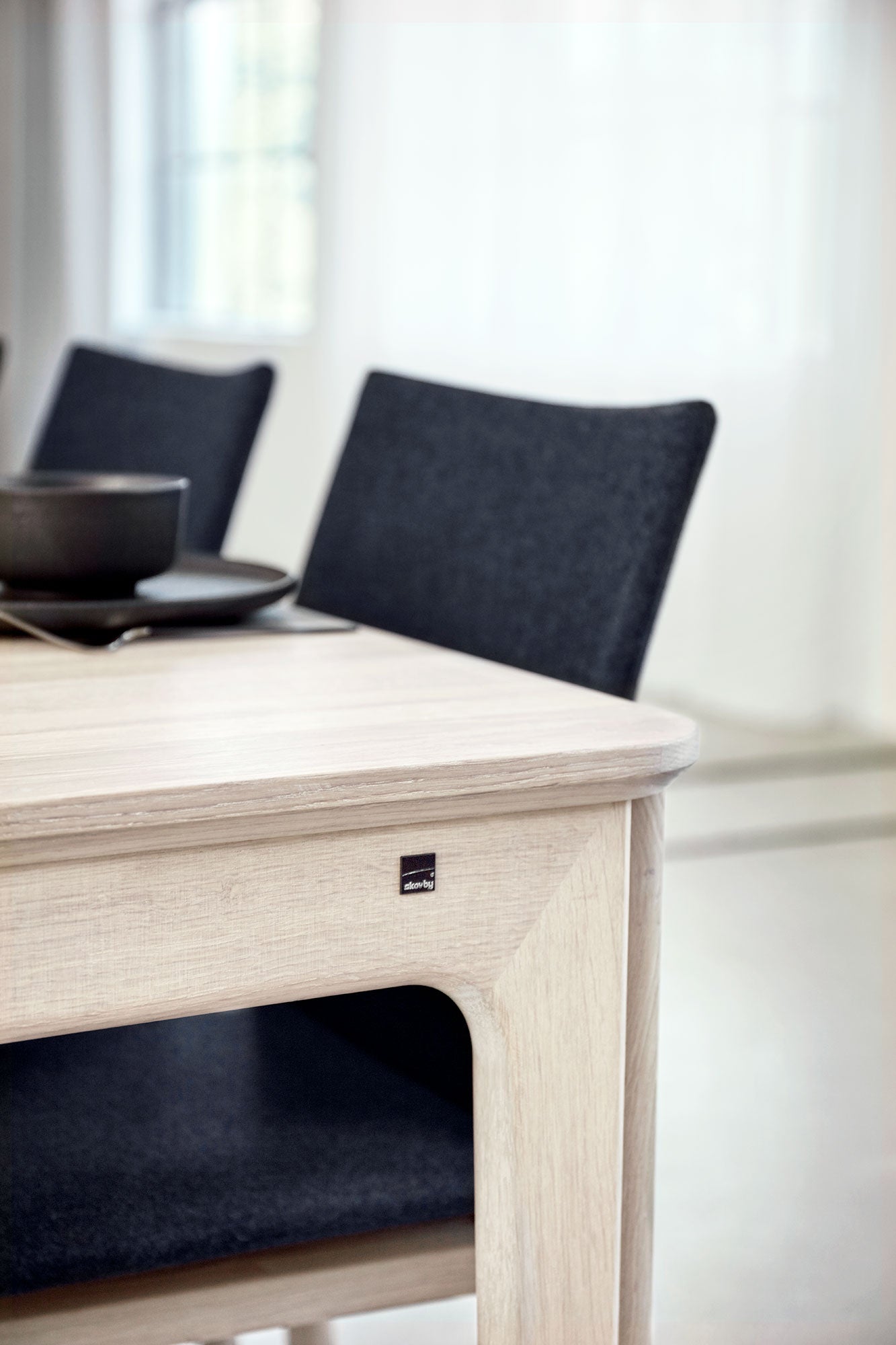 Sm27 Bord Ek Massiv Vitolja