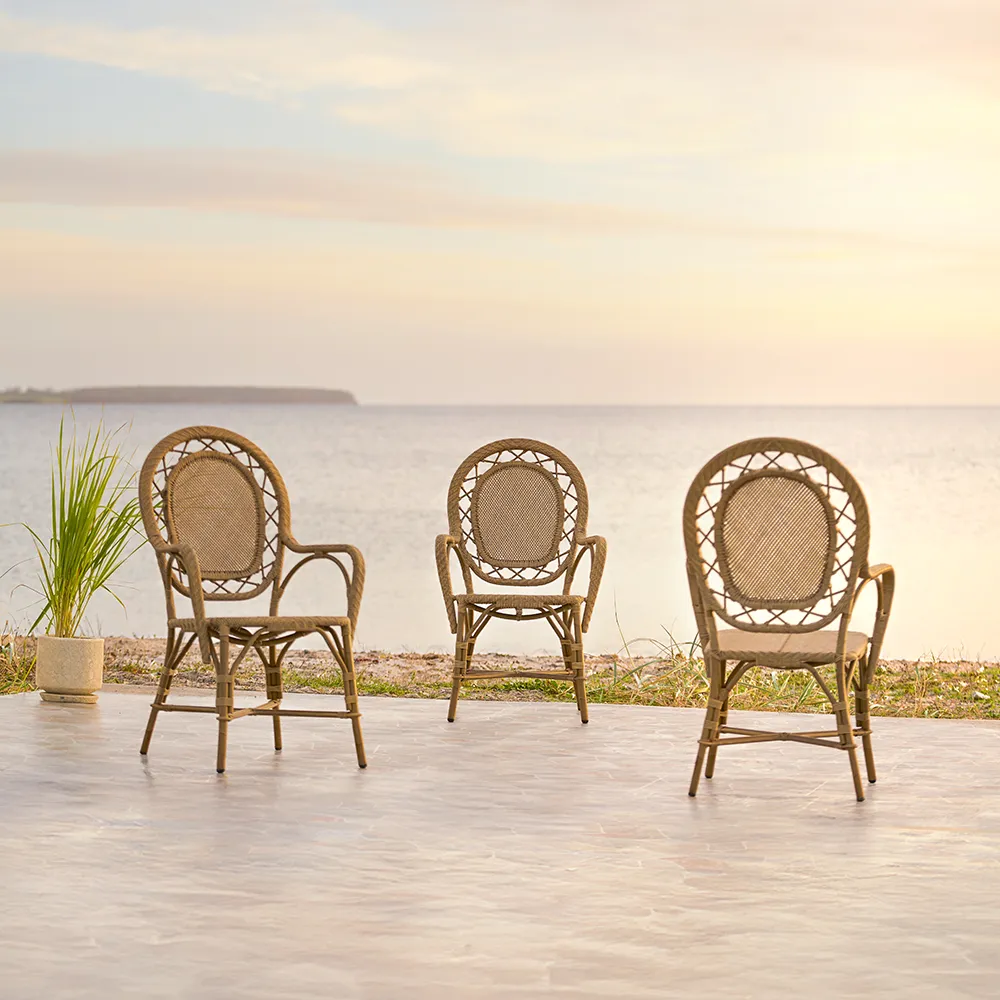 Romantica karmstol Alu