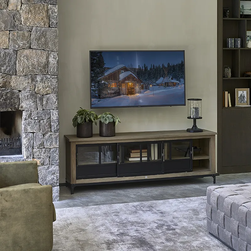 The Hoxton XL mediabänk