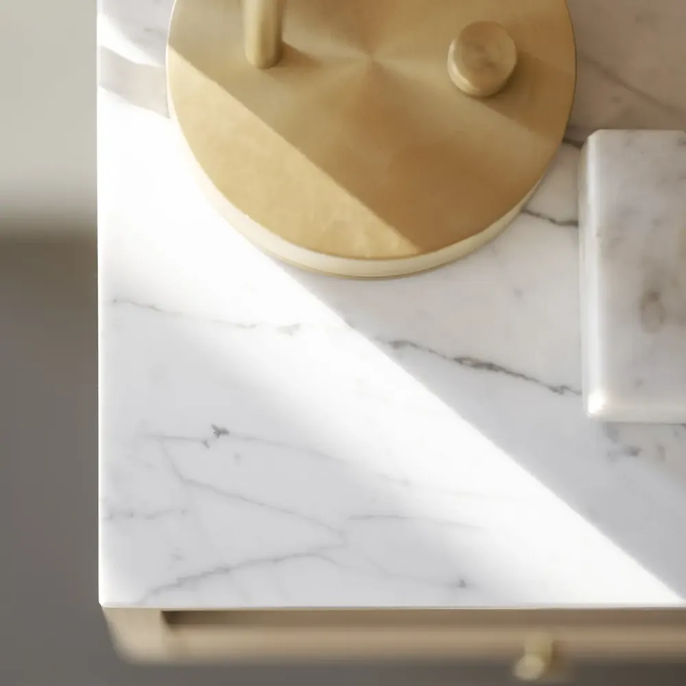 Whitmore sänggavel 240x79 cm vitpigmenterad ek 